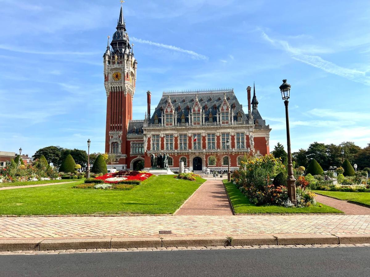 Appartement Le Dôme à Calais Extérieur photo
